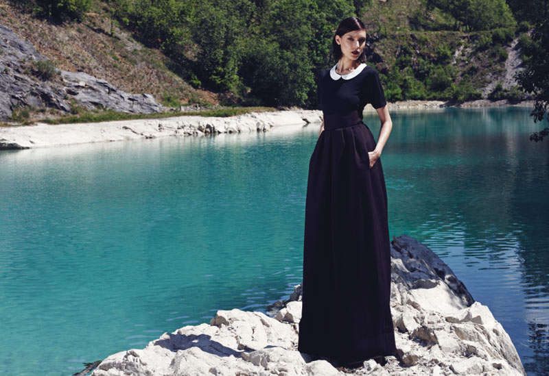 Style with Elegance by Wearing Gothic Outfits