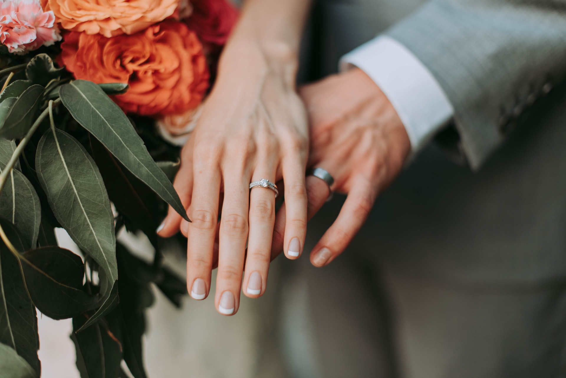 choosing wedding rings for brides