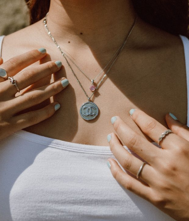 Fashion Jewelry Pieces to Upgrade Your Summer Looks