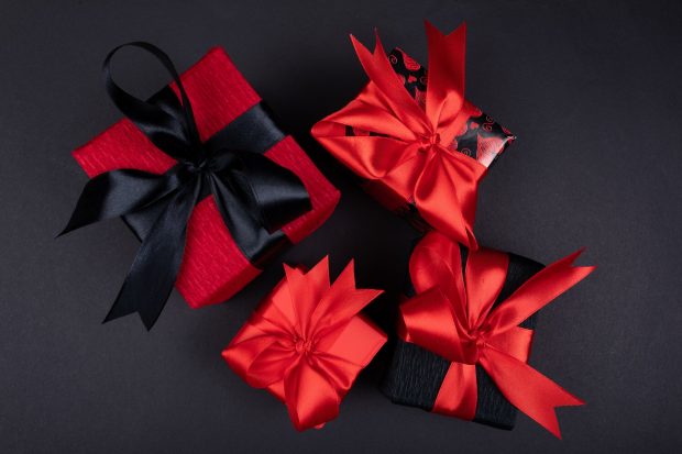 luxurious gifts for her