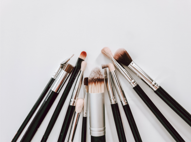 The Essential Concealer Brush Guide