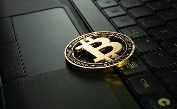 online gambling and bitcoin