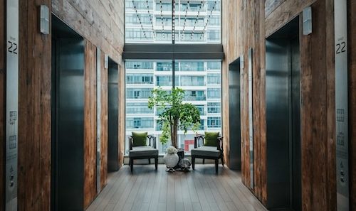 differences of cabin lifts